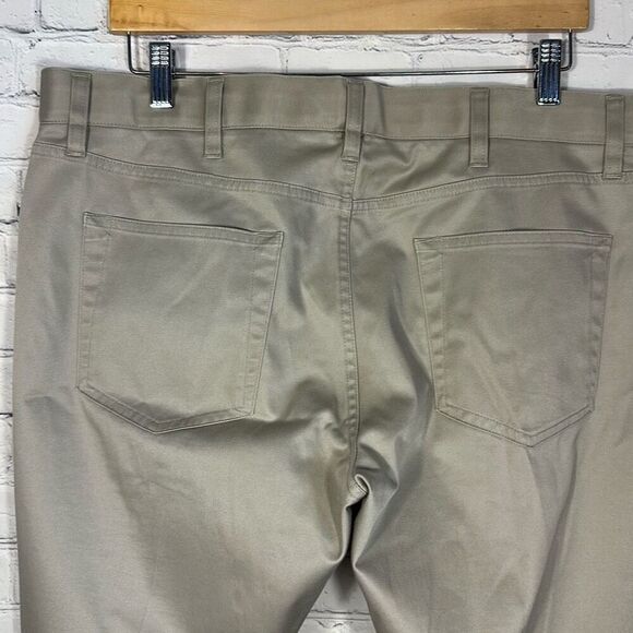 Brooks Brothers Light Weight Advantage Chino Stretch Pants size W38 L32 - Picture 5 of 8